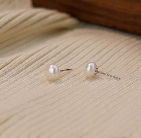 Teardrop Freshwater Pearl Earrings