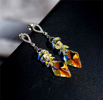 Elegent Glass Beads Women Earrings