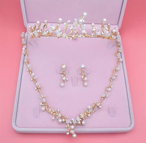 Fancy Creative Designs Crystal beads jewelry set