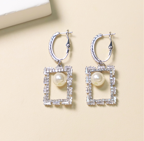 luxury Rectangular Rendant Pearl Earrings luxury Rectangular Rendant Pearl Earrings