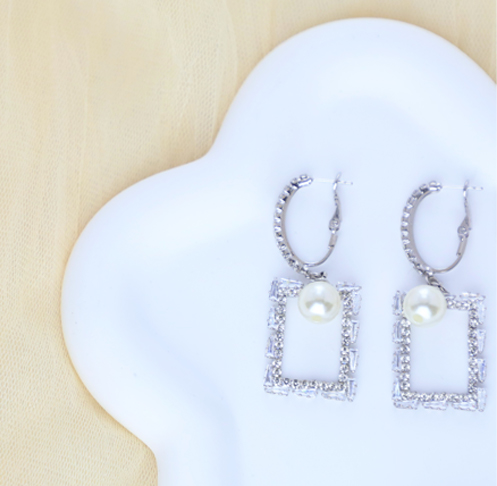 luxury Rectangular Rendant Pearl Earrings luxury Rectangular Rendant Pearl Earrings