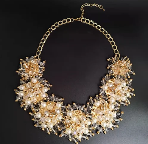 Fancy-Creative-Designs-Crystal-beads-jewelry-set02