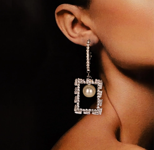 luxury Rectangular Rendant Pearl Earrings2